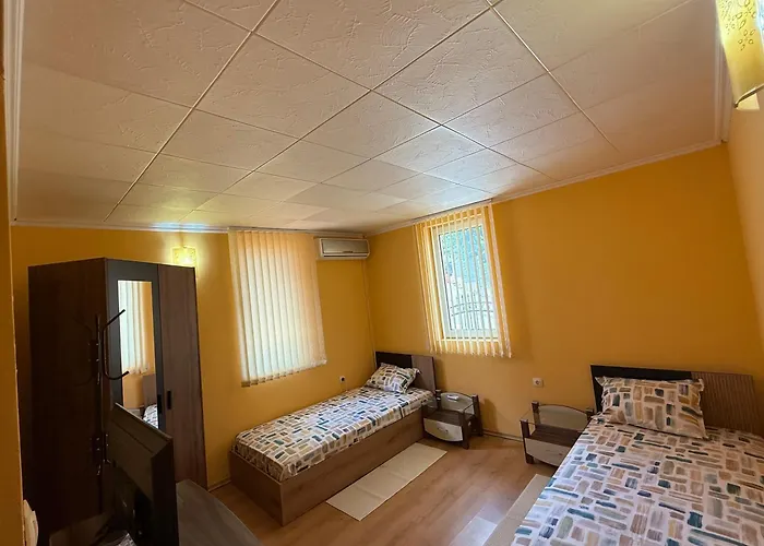 леон Tatil Evi *